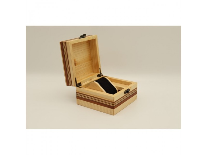 Mintás fa óratartó doboz 1 karórához