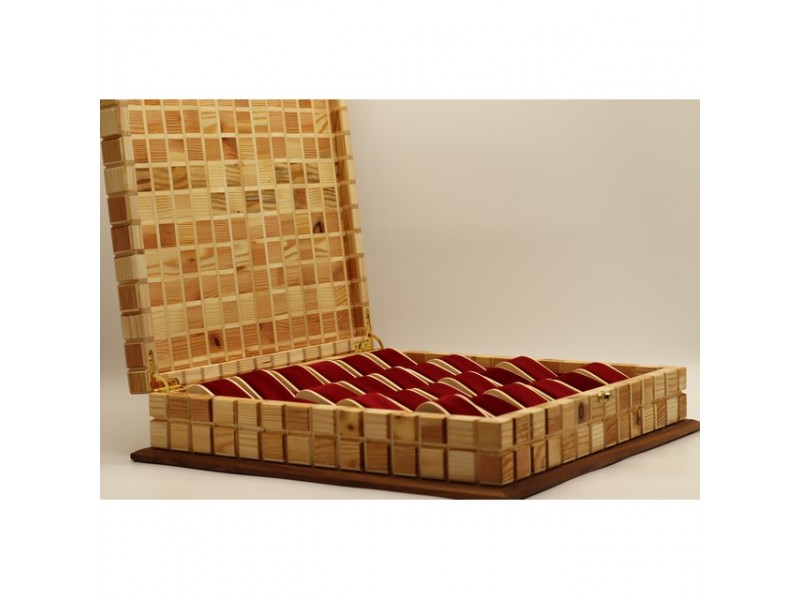 Mintás fa óratartó doboz 24 karórához