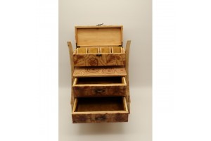 Mintás fa óratartó doboz 4 órához (33×25×40 cm)