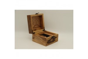 Mintás fa óratartó doboz 1 karórához, puha belső