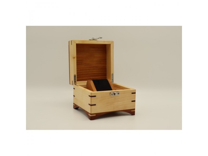 Mintás fa óratartó doboz (1 óra) – puha belső