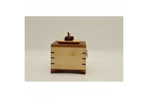 Mintás fa óratartó doboz (1 óra) – puha belső