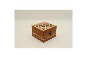 Óratartó doboz – egyedi mintás, 13,5×13,5×9,5 cm