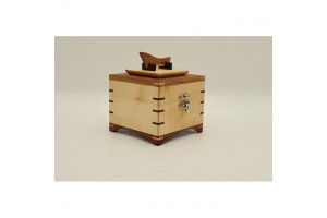 Mintás fa óratartó doboz (1 óra) – puha belső