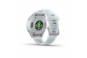 Garmin Forerunner 570 okosóra 42mm