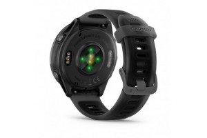 Garmin Forerunner 570 47mm okosóra – AMOLED kijelző