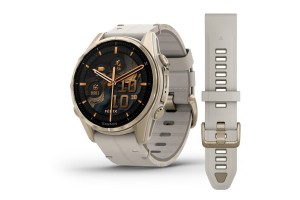 Garmin fēnix 8 43mm Sapphire titán, homokkő és szürke szíjak