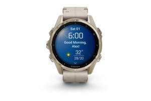 Garmin fēnix 8 43mm Sapphire titán, homokkő és szürke szíjak
