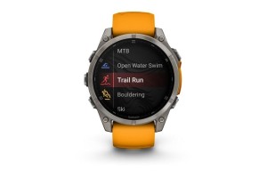 Garmin fēnix 8 47mm Sapphire titánium, narancs/grafit szíj