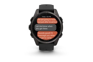 Garmin fēnix 8 43mm AMOLED Sapphire — karbonszürke DLC titán
