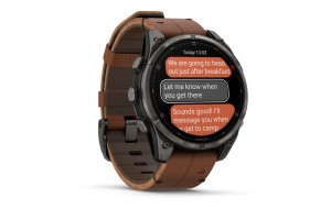 Garmin fenix 8 Pro 47mm — karbonszürke DLC titán barna bőrszíj