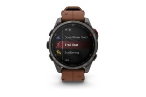 Garmin fenix 8 Pro 47mm — karbonszürke DLC titán barna bőrszíj