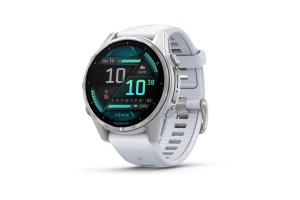 Garmin fēnix 8 43mm ezüst tok, fehér szilikon szíj