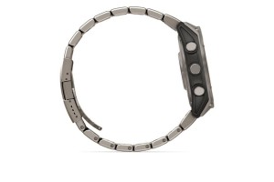 Garmin fēnix 8 47mm Sapphire titán tokkal, titán+szilikon szíjak