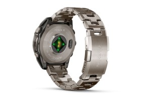 Garmin fēnix 8 47mm Sapphire titán tokkal, titán+szilikon szíjak