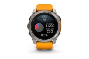 Garmin fēnix 8 51mm Sapphire — narancs/grafit szilikon szíj