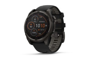 Garmin fēnix 8 47mm Solar – DLC titán, Sapphire, fekete szilikon szíj