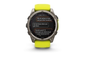 Garmin fēnix 8 Solar 51mm - Titán tok, neon-sárga szíj
