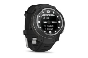 Garmin Instinct Crossover fekete okosóra