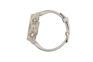 Garmin fēnix 8 43mm Sapphire – krémarany szilikon szíj