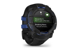 Garmin Instinct 3 50 mm AMOLED - fekete/kék szilikon szíj