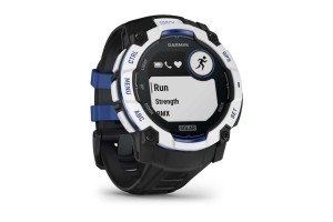Garmin Instinct 3 Solar 50 mm homokkő – fekete/kék szíj