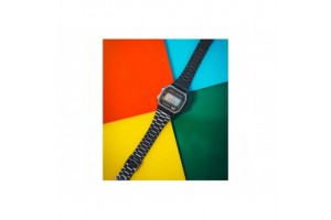 Casio A168WEUC-1AER Vintage X Uno férfi digitális karóra