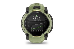 Garmin Instinct 3 – 50 mm, páfrányzöld, szilikon szíj