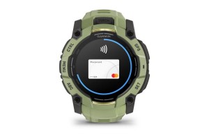 Garmin Instinct 3 – 50 mm, páfrányzöld, szilikon szíj