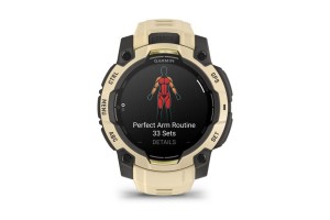 Garmin Instinct 3 45 mm AMOLED – sárga szilikon szíj