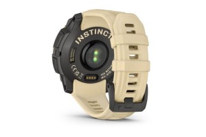 Garmin Instinct 3 45 mm AMOLED – sárga szilikon szíj