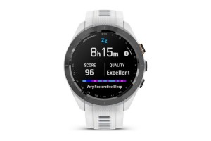 Garmin Approach S70 (42mm) fekete kerámia, fehér szilikonszíj