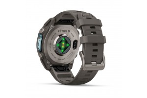 Garmin fēnix 9 Pro 47 mm Solar, titán tok, kavicsszürke szíj